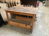 Mobiele houten werkbank/tafel - afbeelding 2 van  4