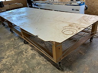 Mobiele houten werktafel - afbeelding 2 van  9