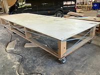 Mobiele houten werktafel - afbeelding 4 van  9