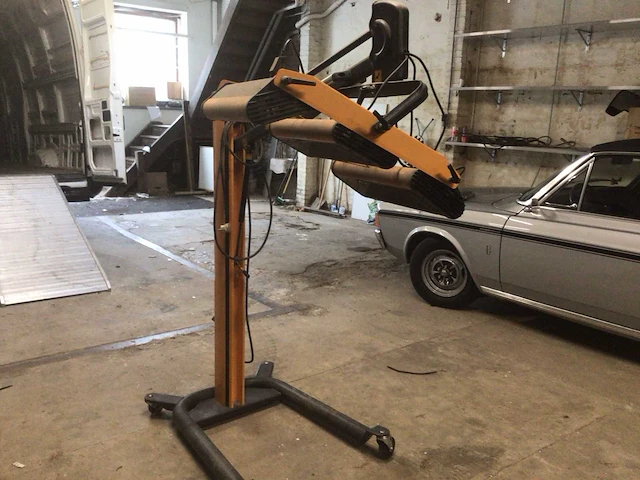 Mobiele infrarooddroger voor carrosseriewerk - afbeelding 4 van  6