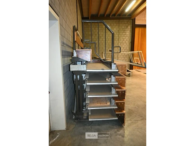 Mobiele inschuifbare zittribune - afbeelding 2 van  6