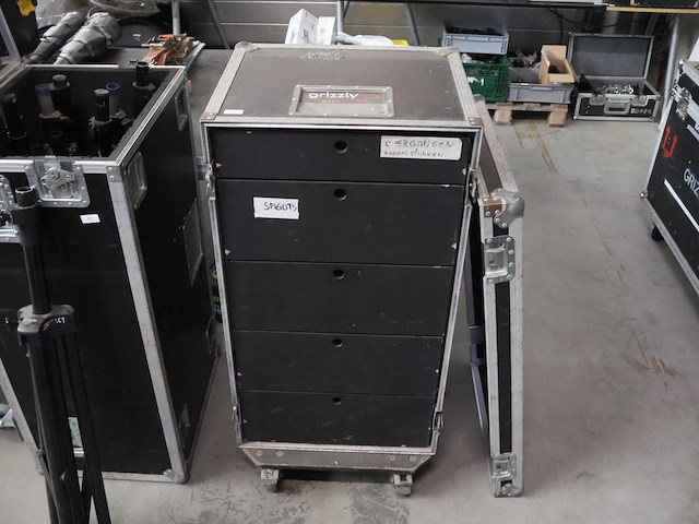 Mobiele kast in flightcase - afbeelding 2 van  4