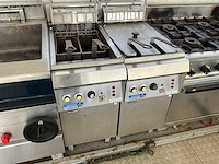 Mobiele keuken - afbeelding 2 van  17