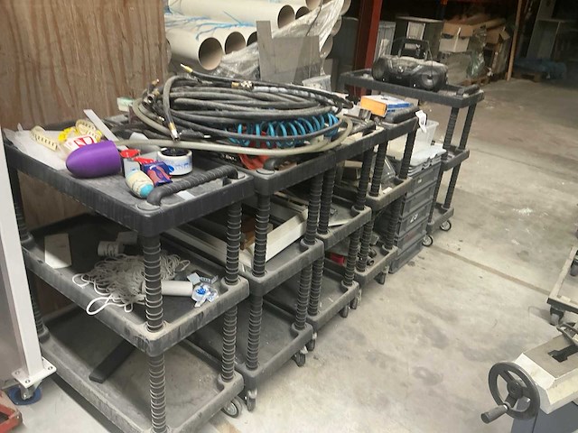 Mobiele kunststof rekjes (5x) - afbeelding 2 van  6