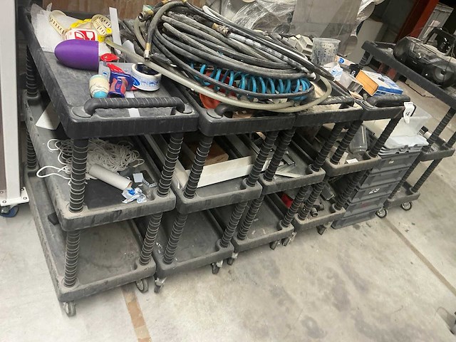 Mobiele kunststof rekjes (5x) - afbeelding 3 van  6