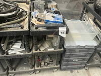 Mobiele kunststof rekjes (5x) - afbeelding 6 van  6