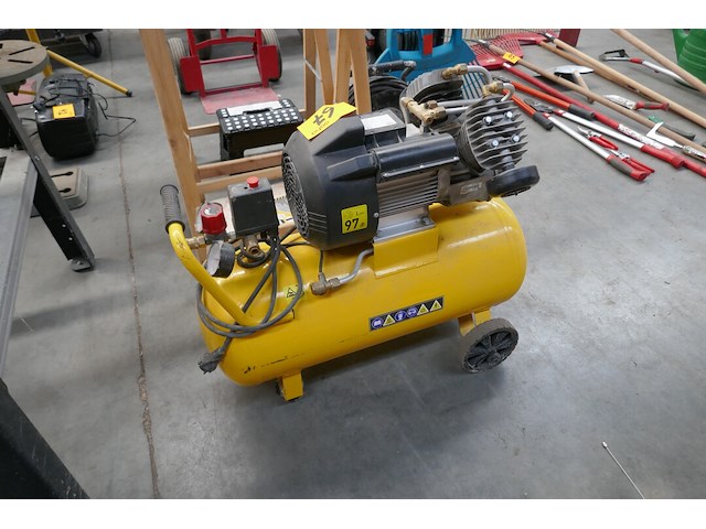 Mobiele luchtcompressor stanley - afbeelding 1 van  5