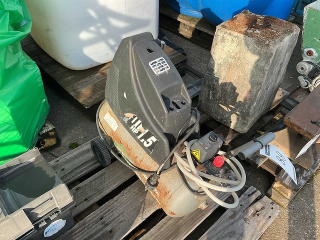 Mobiele luchtcompressor - afbeelding 1 van  2