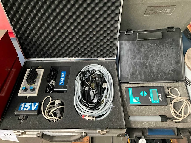 Mobiele meetapparatuur & testapparatuur (2x) - afbeelding 1 van  8