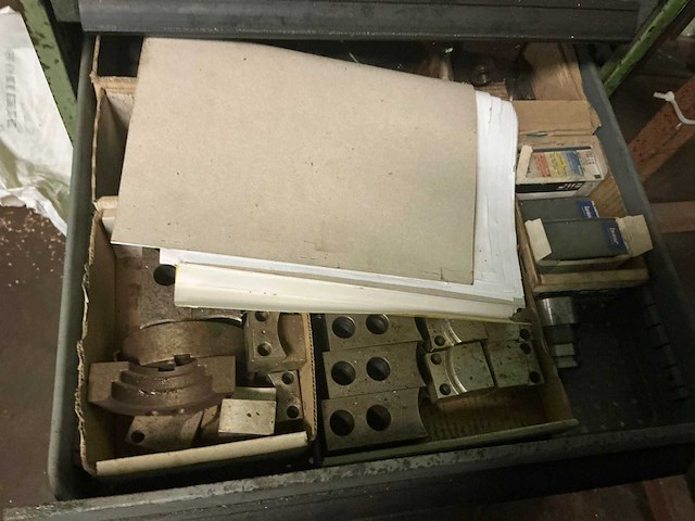 Mobiele metalen ladenkast (2x) - afbeelding 8 van  10