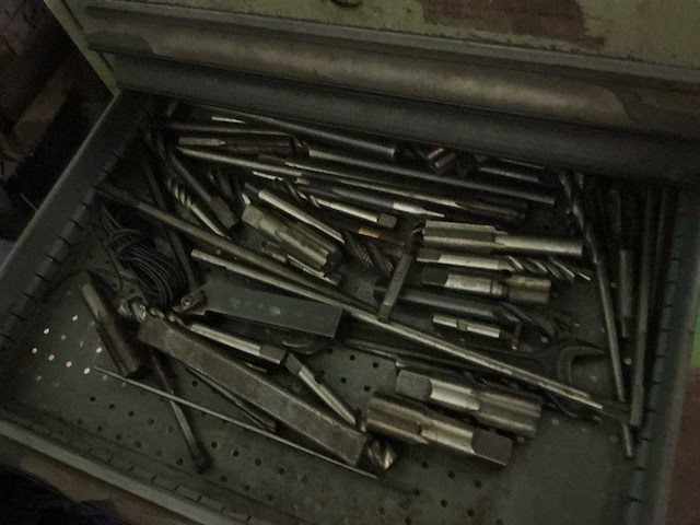Mobiele metalen ladenkast (2x) - afbeelding 10 van  10