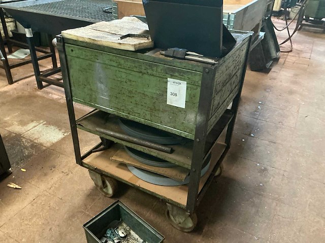 Mobiele metalen werktafel - afbeelding 2 van  3