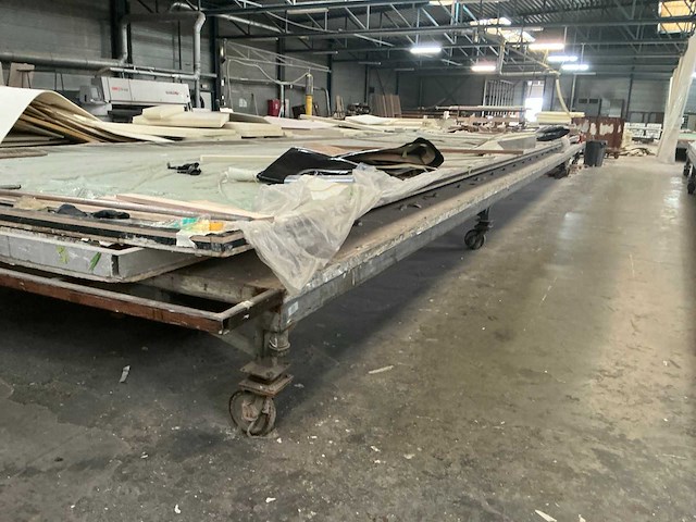 Mobiele metalen werktafel - afbeelding 2 van  4