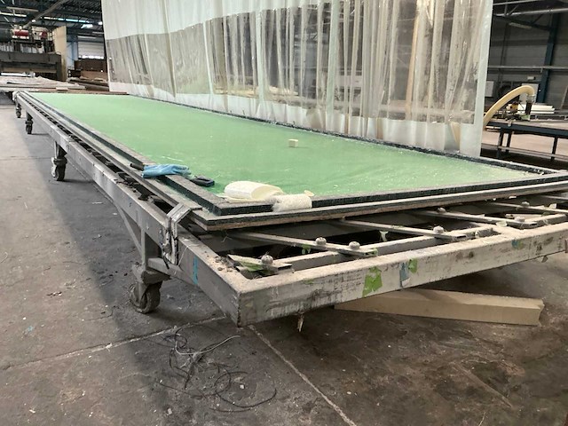 Mobiele metalen werktafel - afbeelding 5 van  6