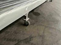 Mobiele metalen werktafel - afbeelding 3 van  4