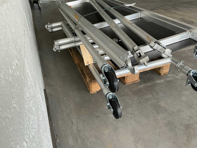 Mobiele plooisteiger - afbeelding 8 van  8