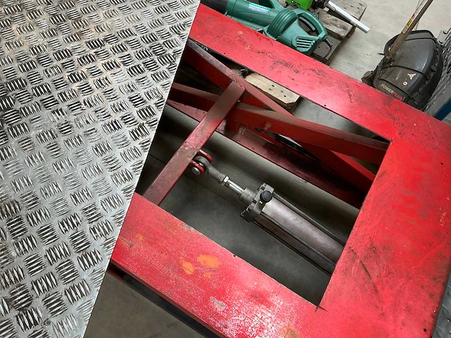 Mobiele pneumatische hefplateau - afbeelding 7 van  8