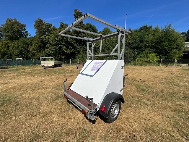 Mobiele reclame aanhangwagen 750kg - afbeelding 4 van  9