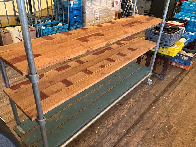 Mobiele rek met 4 houten leggers - afbeelding 5 van  5