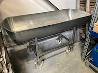 Mobiele rvs lekbak - afbeelding 1 van  4