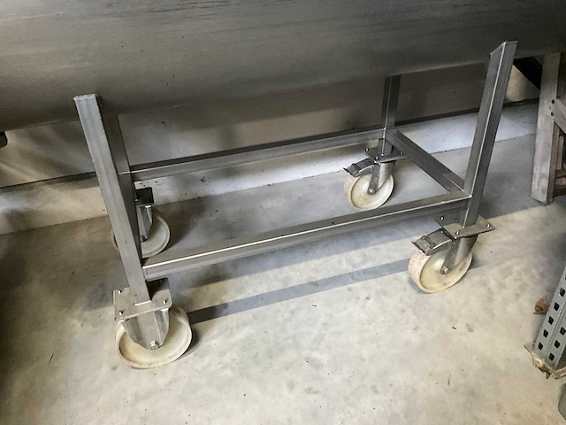 Mobiele rvs lekbak - afbeelding 2 van  4