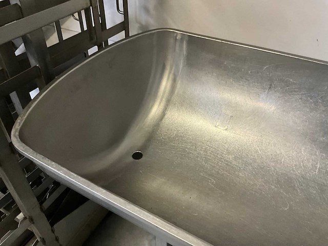 Mobiele rvs lekbak - afbeelding 3 van  4