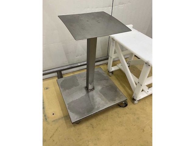 Mobiele rvs tableau - afbeelding 3 van  7