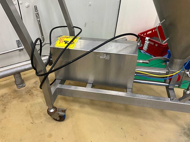 Mobiele rvs turbo volumetrische sausdoseerpomp sismatec met ketel - afbeelding 7 van  13