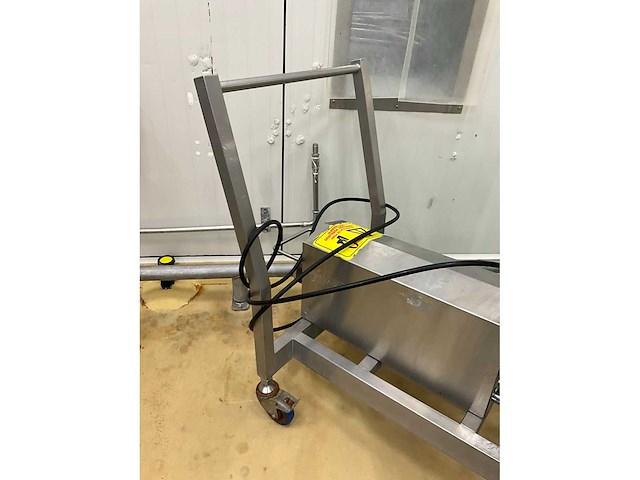 Mobiele rvs turbo volumetrische sausdoseerpomp sismatec met ketel - afbeelding 8 van  13