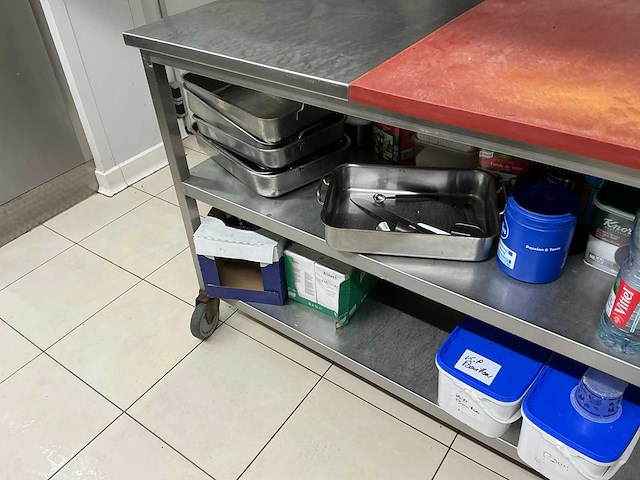 Mobiele rvs werktafel - afbeelding 5 van  5