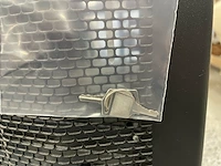 Mobiele serverkast met inhoud - afbeelding 17 van  23