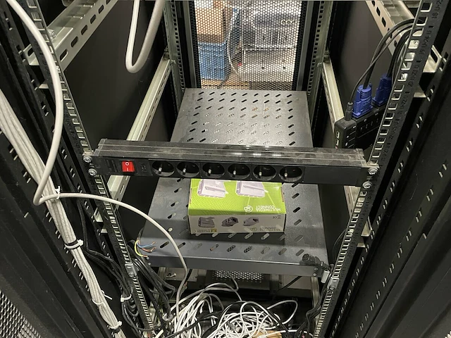 Mobiele serverkast - afbeelding 2 van  10