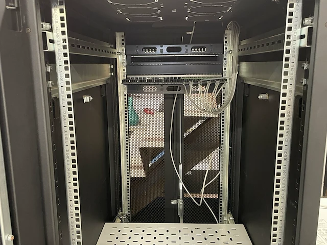 Mobiele serverkast - afbeelding 6 van  10