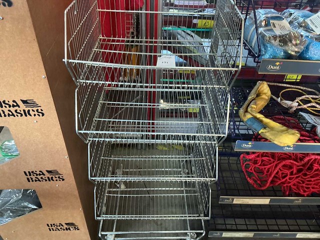 Mobiele stapel draadmanden - afbeelding 1 van  2