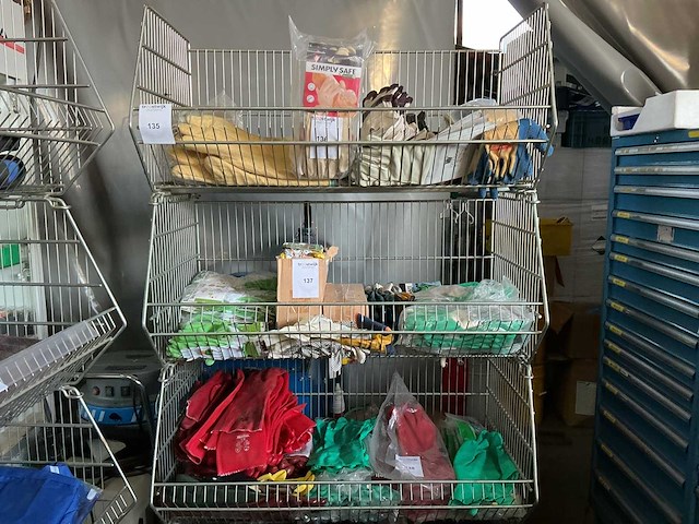 Mobiele stapel draadmanden - afbeelding 2 van  2