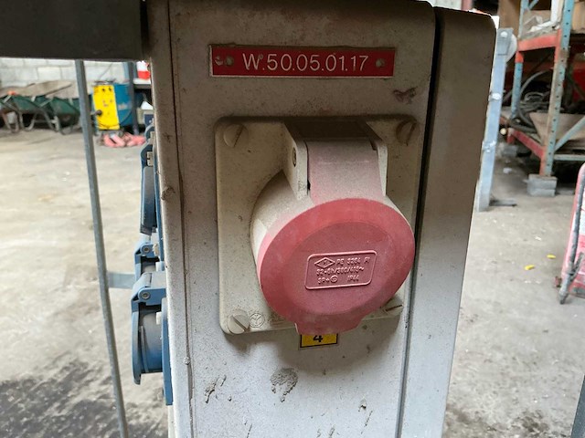 Mobiele stroomverdeelkast / werfkast - afbeelding 8 van  10