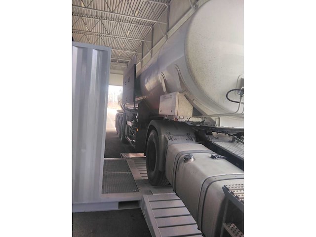 Mobiele tankplaats - overige units en containers - afbeelding 2 van  3