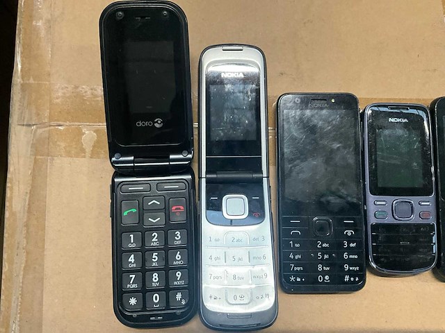 Mobiele telefoon (16x) - afbeelding 3 van  15