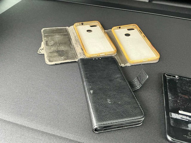 Mobiele telefoon huawei (3x) - afbeelding 3 van  3