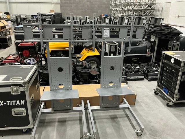 Mobiele televisie-standaard (2x) - afbeelding 1 van  4