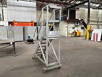 Mobiele trap - afbeelding 1 van  8
