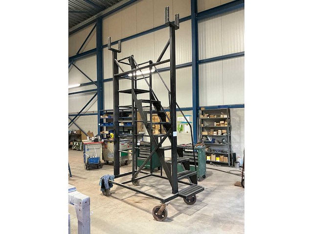 Mobiele trap - afbeelding 2 van  5