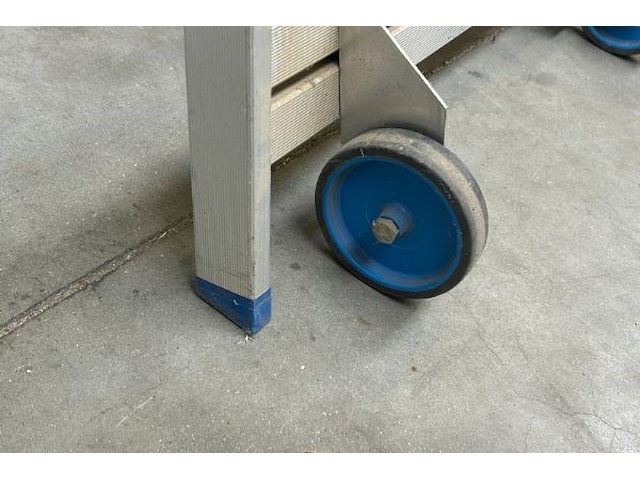Mobiele trapladder - afbeelding 5 van  5