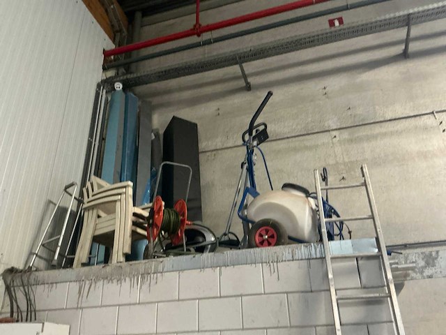 Mobiele tuinsproeier - afbeelding 1 van  4