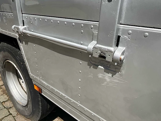 Mobiele uitschuifbare werk- en presentatieruimte ca. 40 m² – mercedes 1419 - afbeelding 9 van  35