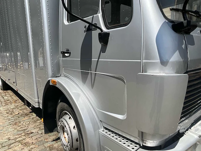 Mobiele uitschuifbare werk- en presentatieruimte ca. 40 m² – mercedes 1419 - afbeelding 14 van  35