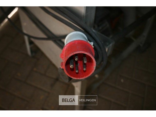 Mobiele wasmachine voor brandweerslangen - afbeelding 4 van  8