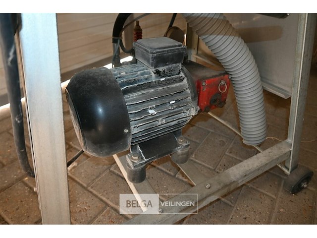 Mobiele wasmachine voor brandweerslangen - afbeelding 5 van  8