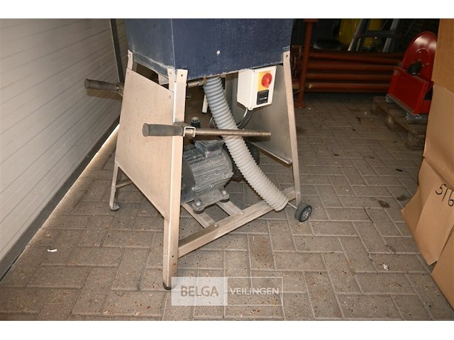 Mobiele wasmachine voor brandweerslangen - afbeelding 3 van  7