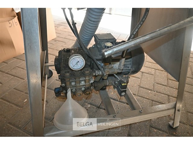Mobiele wasmachine voor brandweerslangen - afbeelding 6 van  7